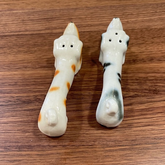 Antique Long Dog Salt & Pepper Shakers - Picture 4 of 6